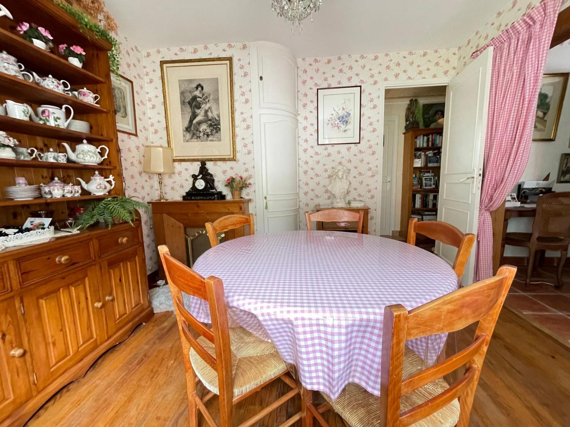 La Roseliere Maison Plain Pied Confortable Belle Decoration Jardin Magnifique 10 Mn A Pied Centre Ville Bayeux Proche Plages Du Debarquement Экстерьер фото